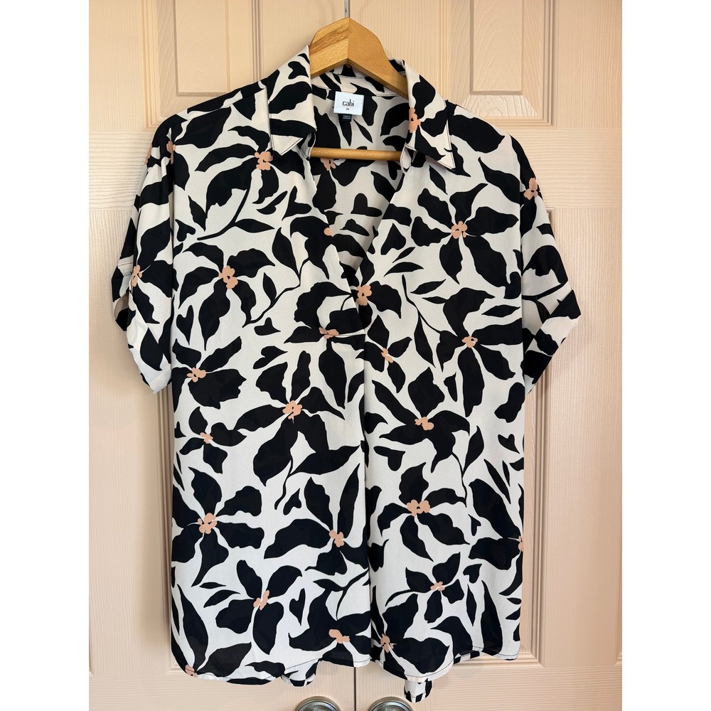 Cabi Replay Top 4723 Abstract Floral V Neck Front Pleat Cuffed Sleeve Medium